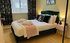 Central Brighton Pavilion Pad.